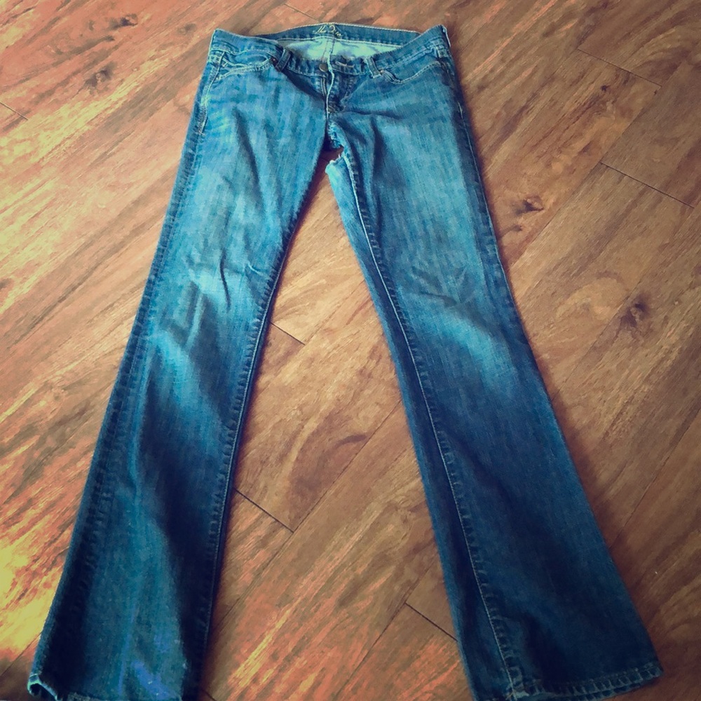 Ripped jeans